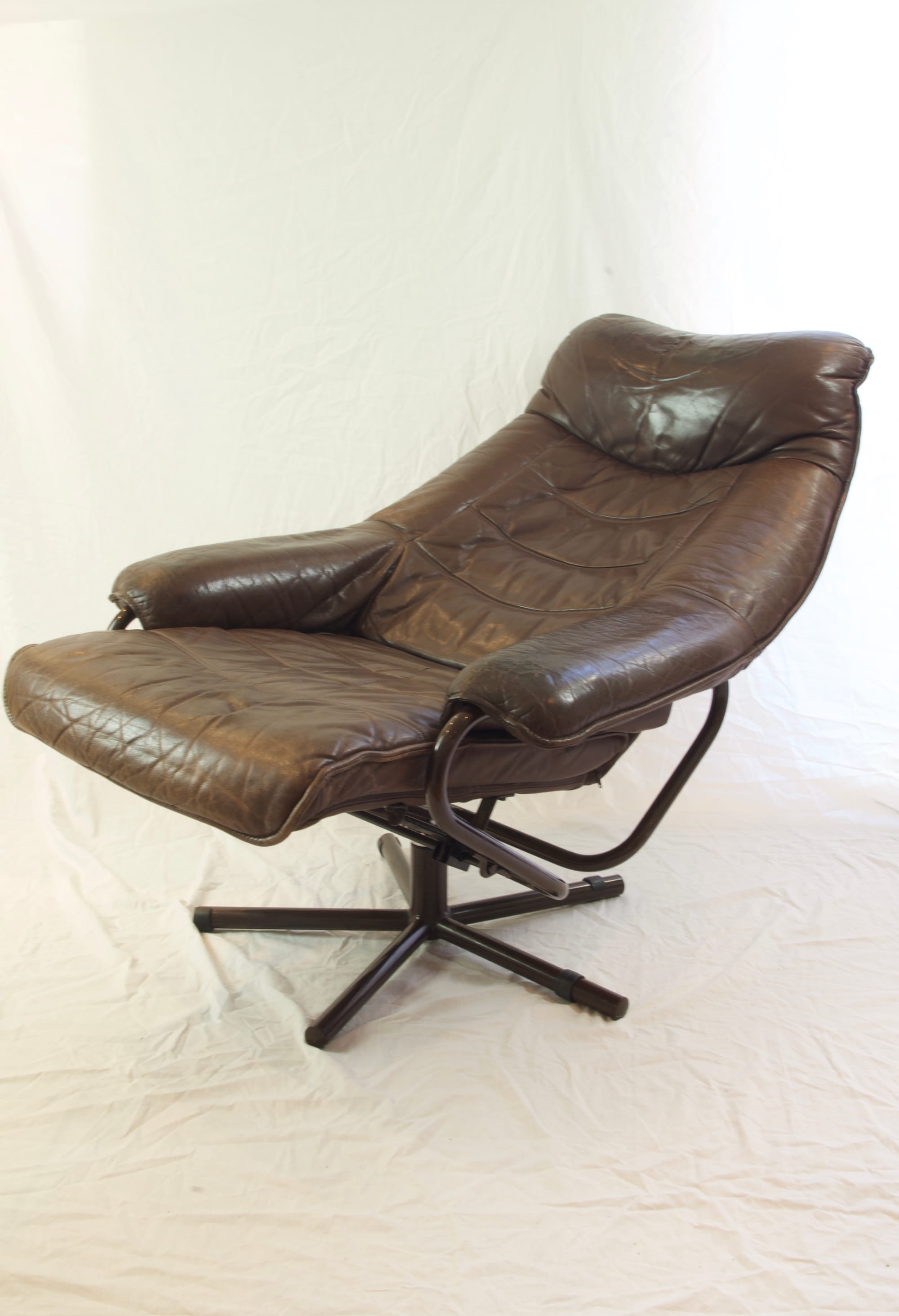 Mid-century Brown Leather Skoghaug Chair