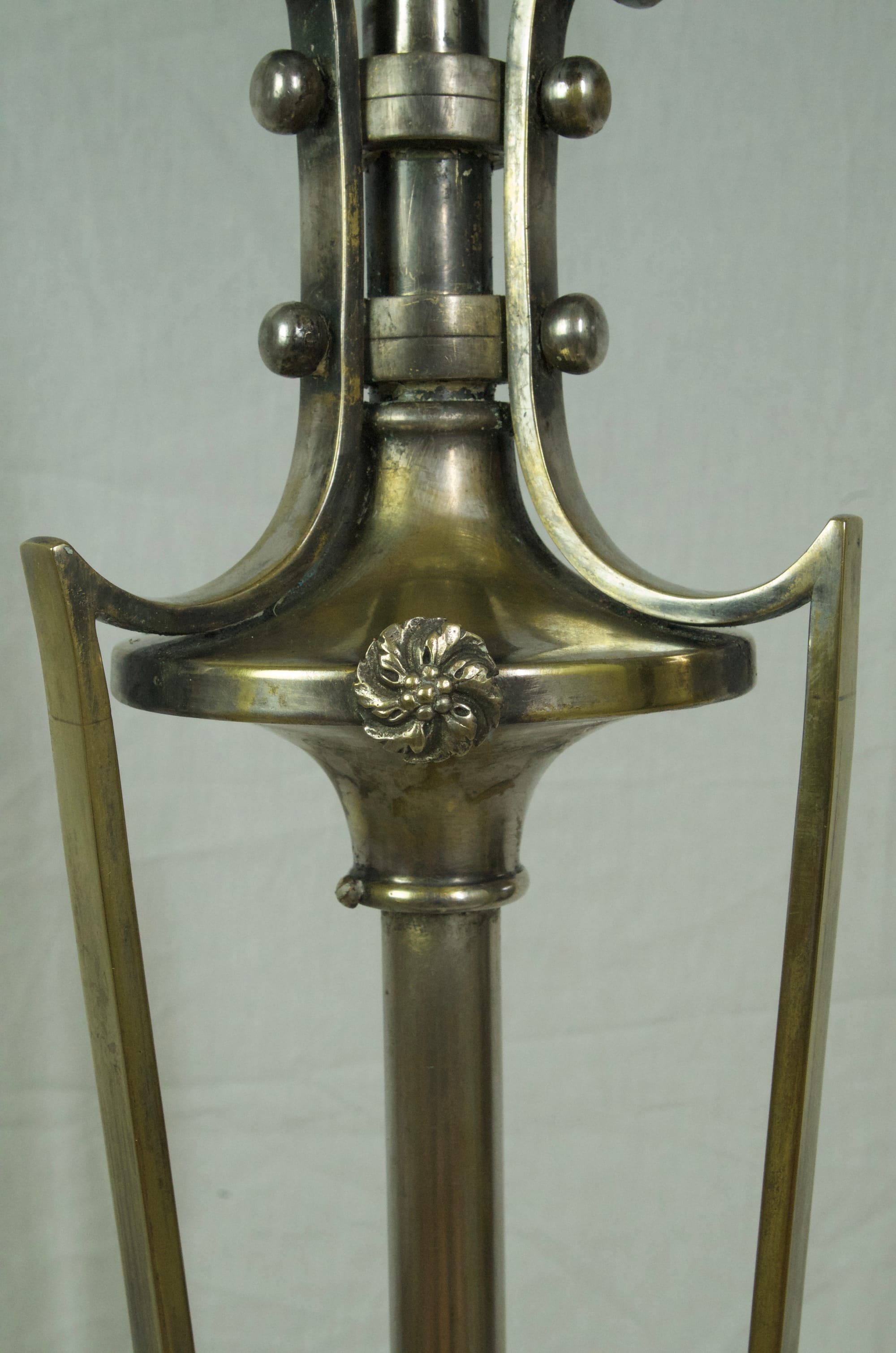 Victorian telescopic oil lantern with a raise and fall centre pole.