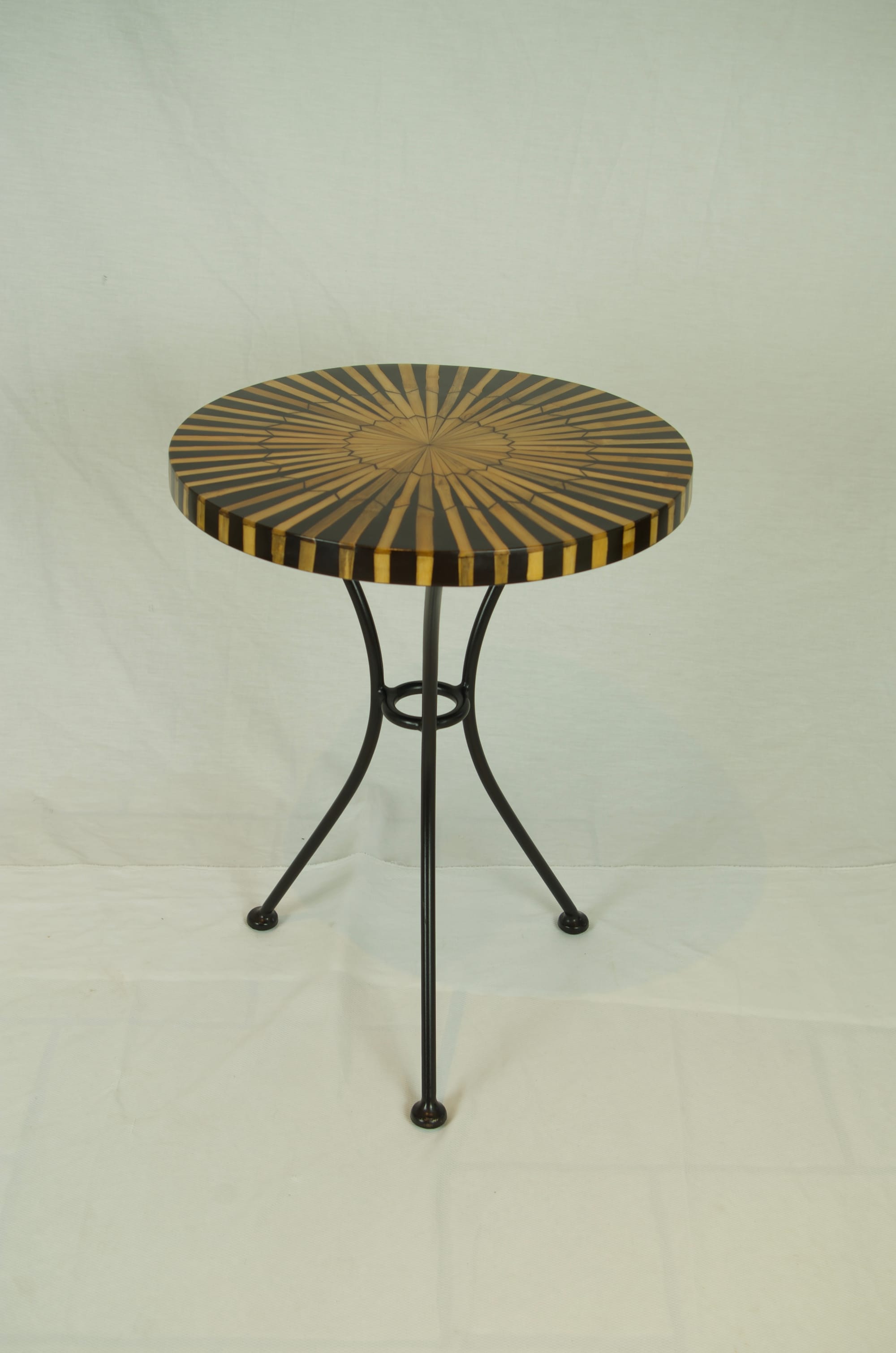 Stylish Mosaic Bamboo inlay display Table