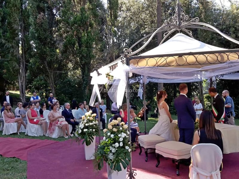 Chatering, cuoco a domicilio, noleggio attrezzature