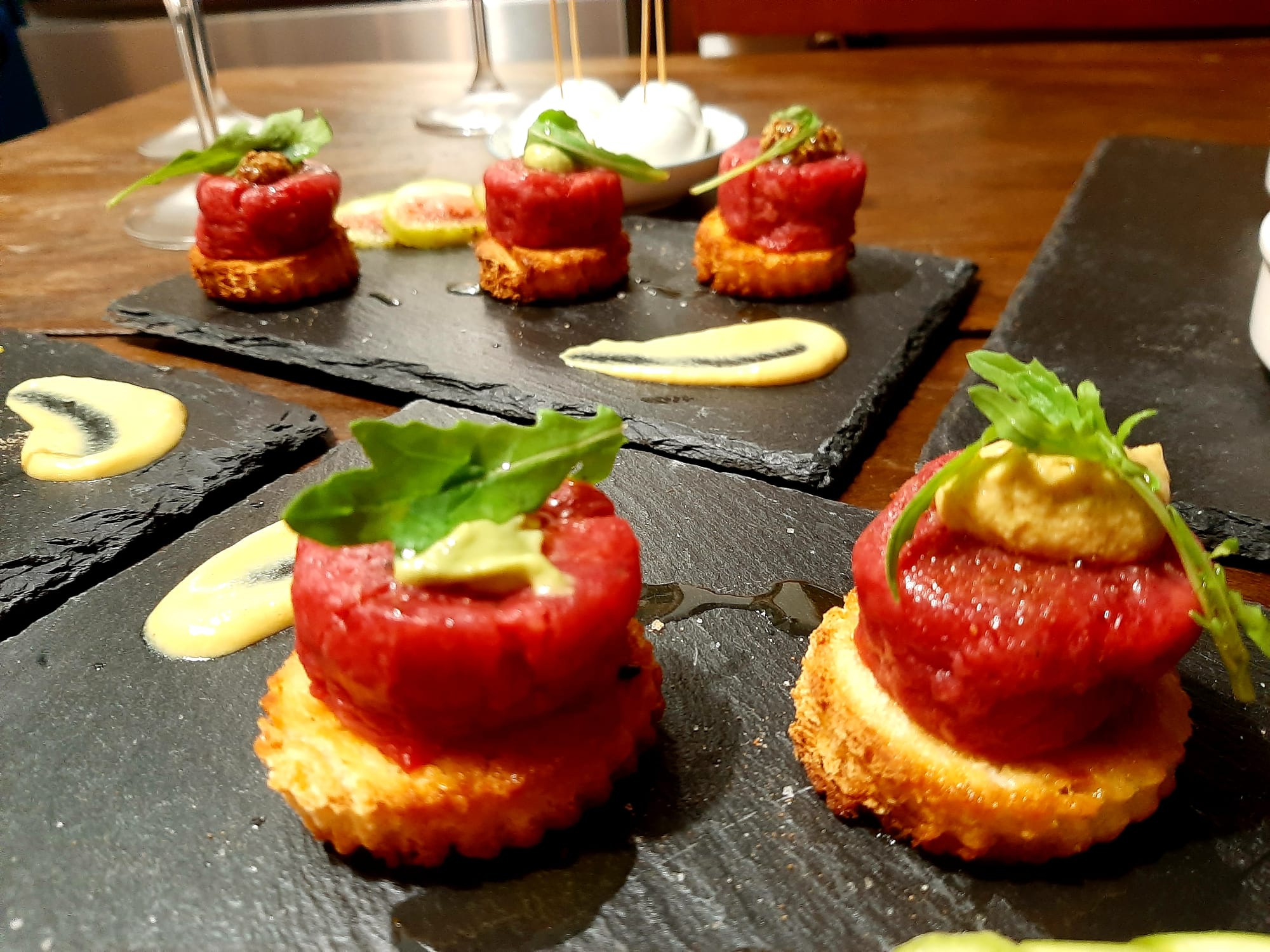 FINGER TARTARE DI FASSONA