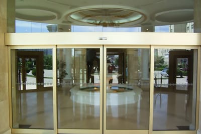 Why the Glass Shopfront is a right choice for Window and Doors?