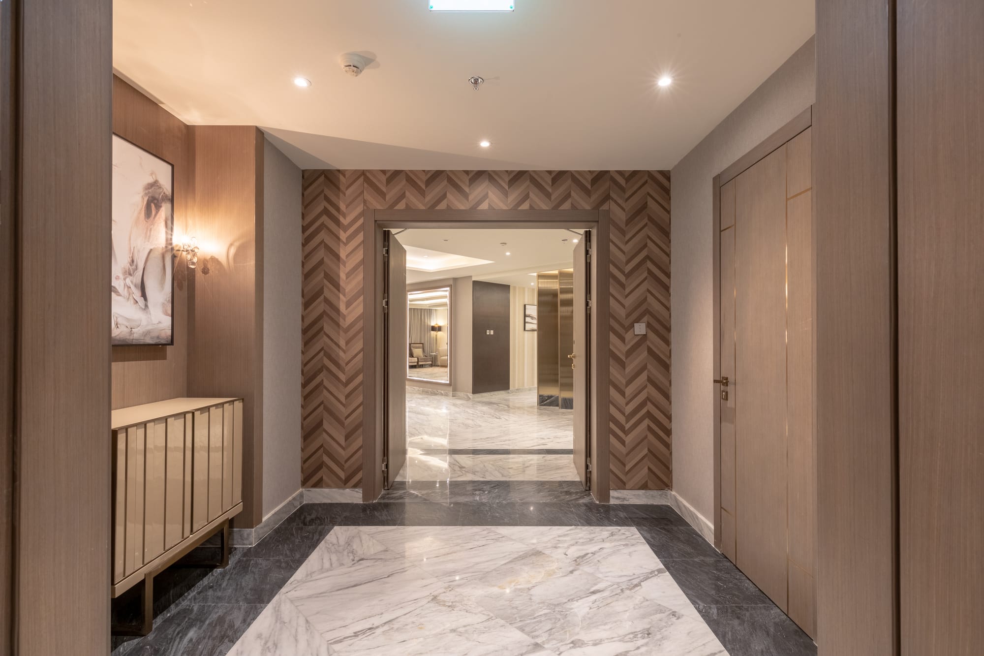 فندق الانتركونتيننتال