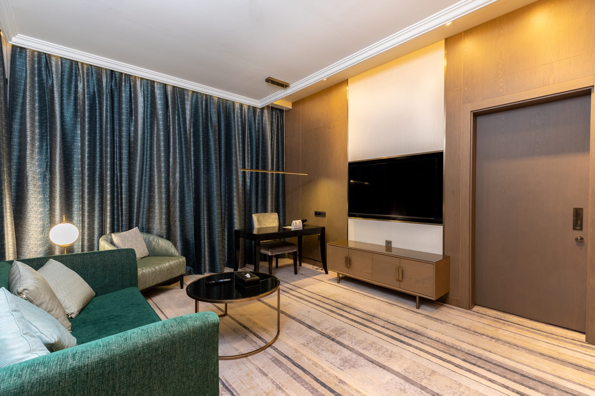 فندق الانتركونتيننتال