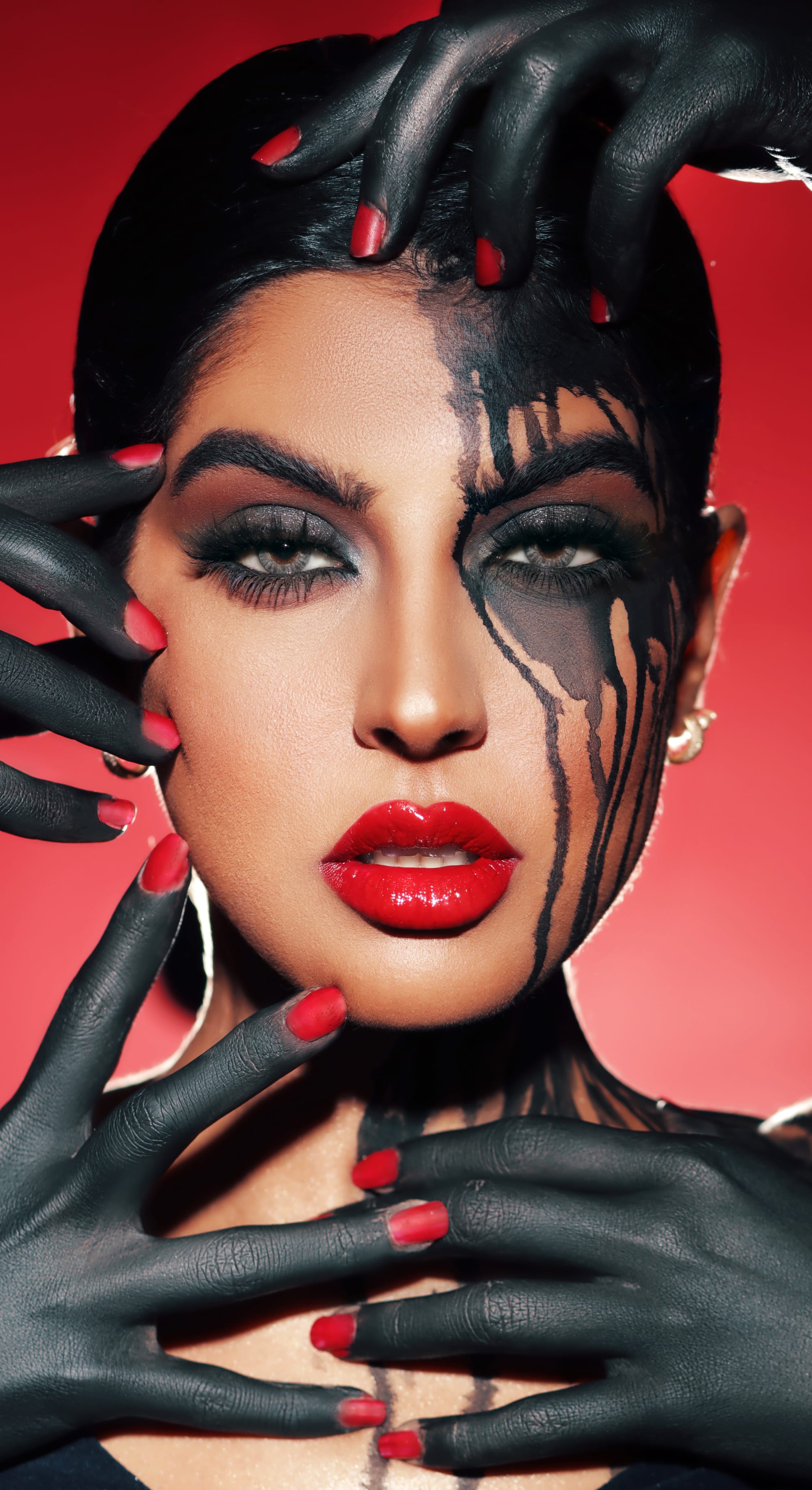 فنانات ومودل 