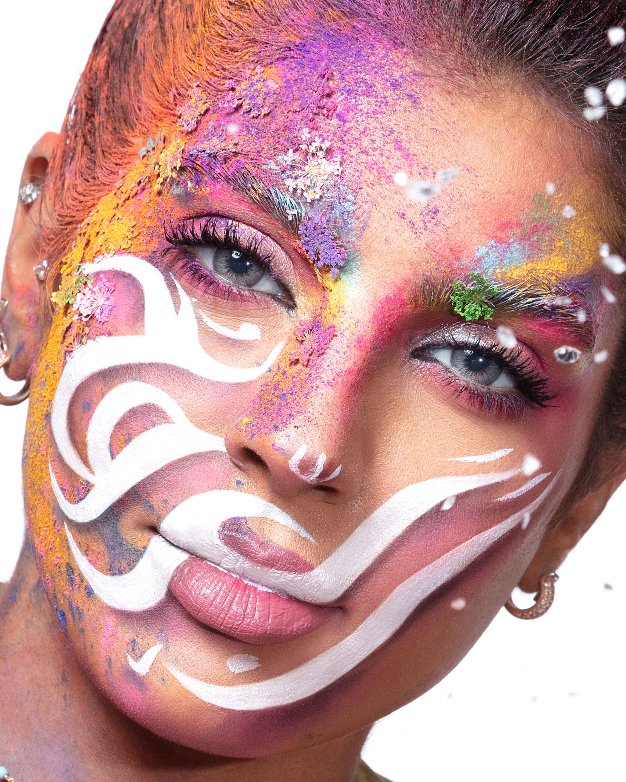 فنانات ومودل 