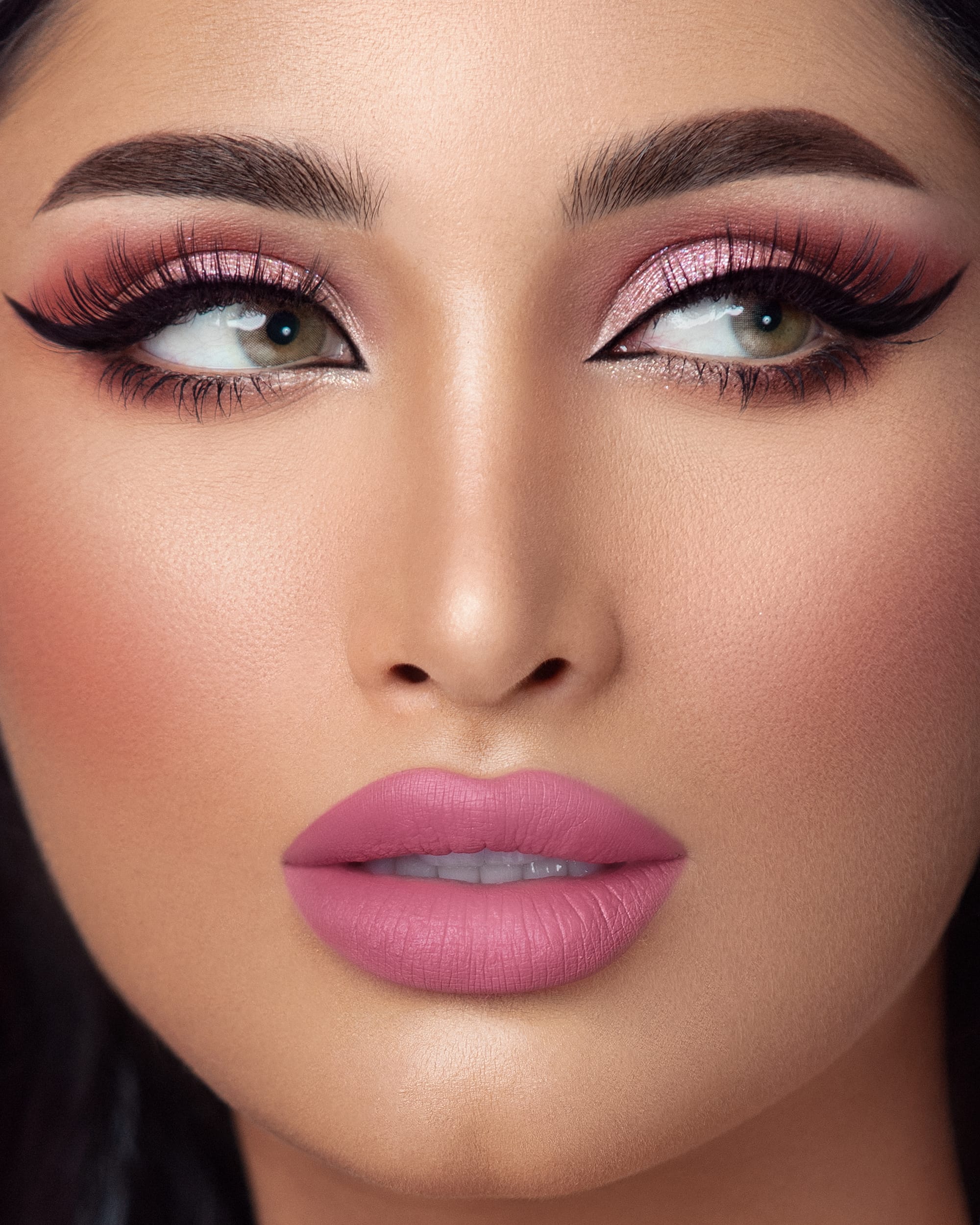 فنانات ومودل 