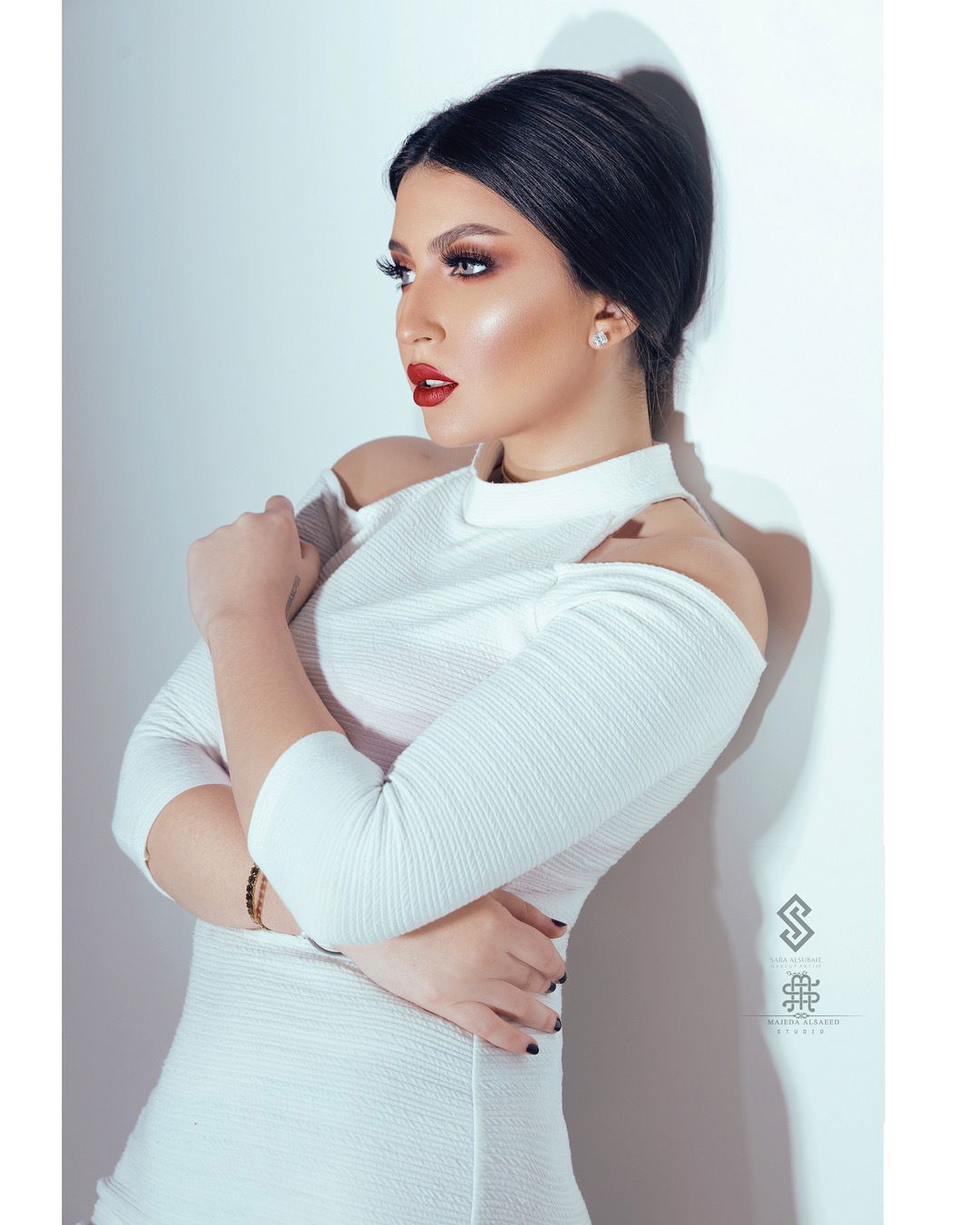 فنانات ومودل 