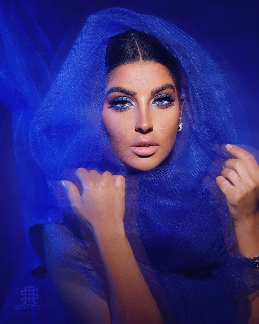 فنانات ومودل 