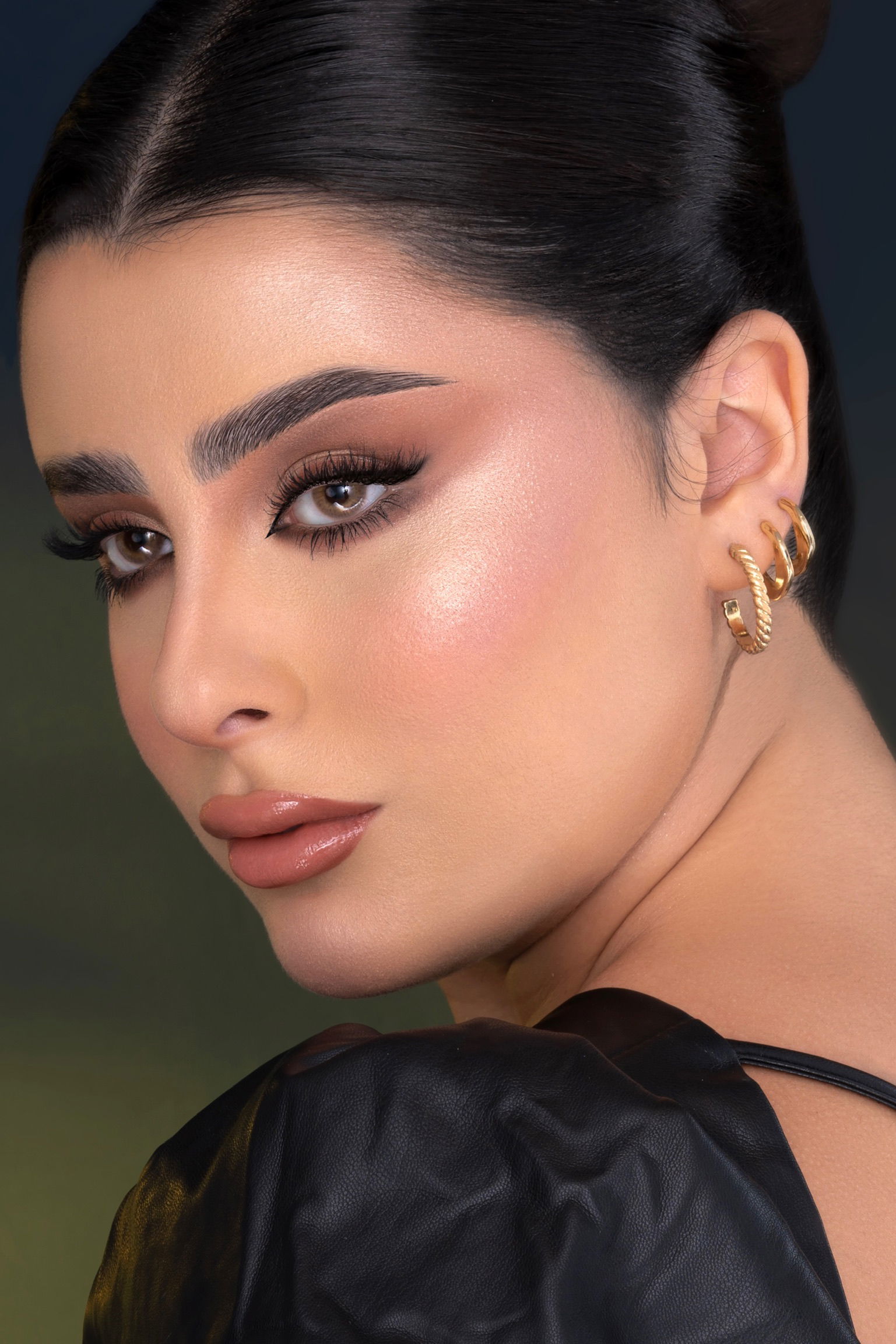 فنانات ومودل 