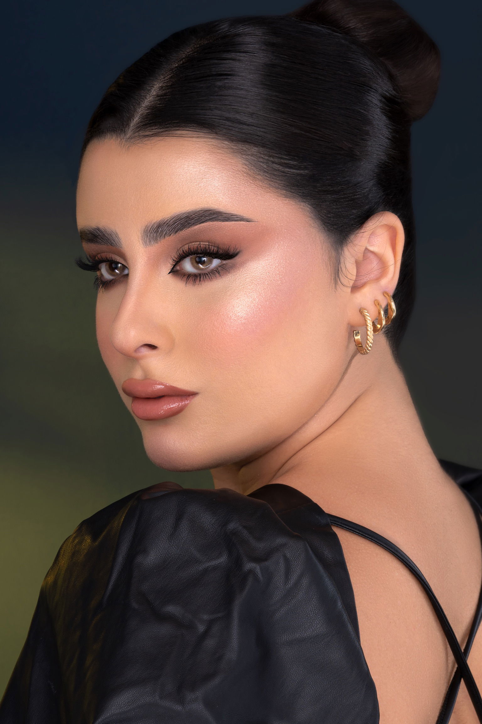 فنانات ومودل 