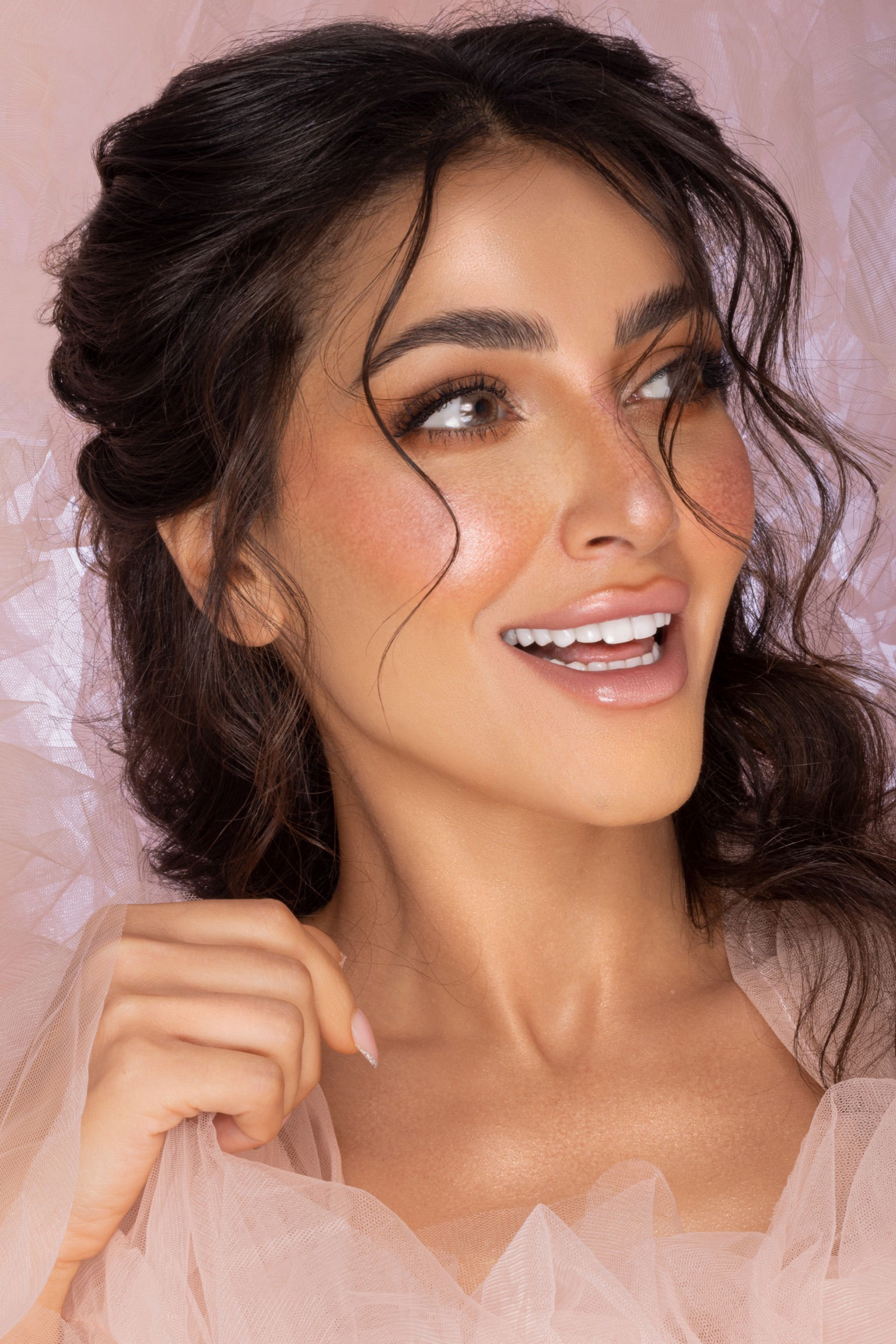 فنانات ومودل 