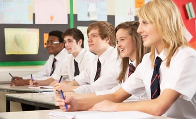 Guidelines for Choosing a School as An International Student  image