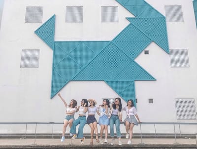 Lại mà xem hội bạn thân người ta check-in HUẾ – ĐÀ NẴNG – HỘI AN “cực ngầu”