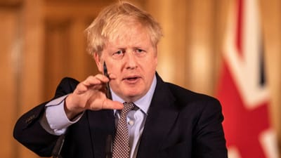 อาการหน้าห่วง! นายกเมืองผู้ดี แอดมิทโรงพยาบาลแล้ว หลังติดเชื้อโควิด