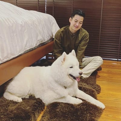 นักร้อง เชน ธนา โพสต์สุดเศร้าน้องหมาตัวเเรกได้เสียชีวิต