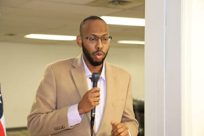 Ustaad Faruq Abdulrahman Haji:  Dhaqanada lagu aqoonsado kaligii taliyiha.