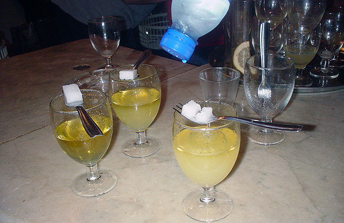 BARES, QUÉ LUGARES...