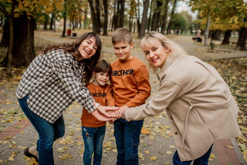 час разом...