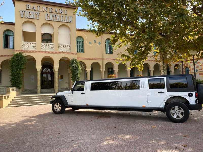 Jeep imperial blanca