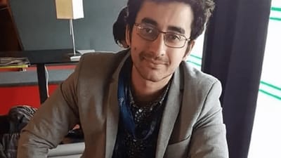 عمر يوسف سليمان.. كاتب سوري تعلم الفرنسية في عام واحد وأبدع بها