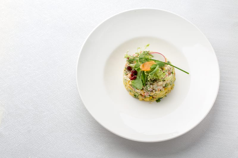 سلطة الافوكادو كينوا