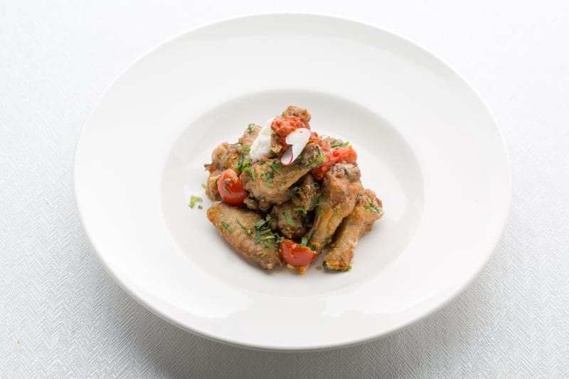 طبق تشكن وينجز