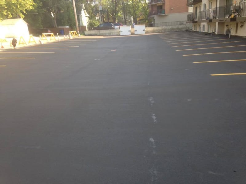 Condo Parkinglot Asphalt Paving & patching.