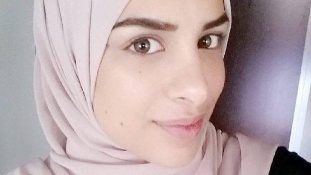 تعويض سويدية مسلمة رفضت مصافحة رجل اثناء مقابلة عمل