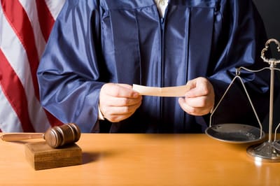 How to Hire a Personal Injury Lawyer image
