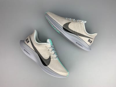 快適なスニーカーを選ぶ