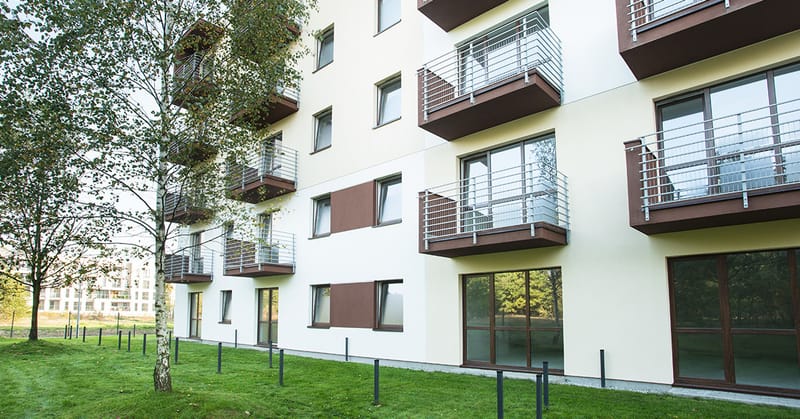 Violenza Privata se l'auto blocca l'ingresso condominiale. STUDIO LEGALE ARIELLO.