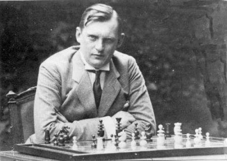 Alexander Alekhine 1927 - 1935    1937 - 1946