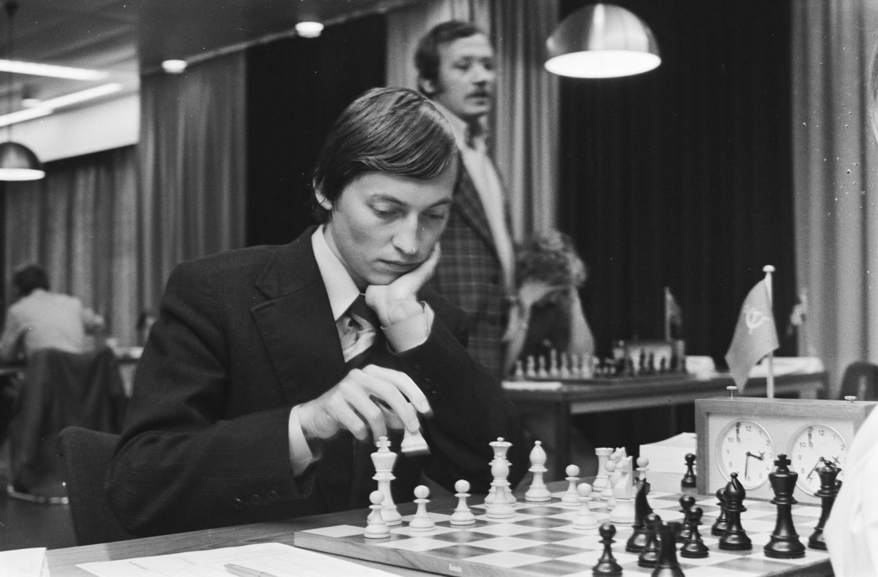 Anatoly Karpov 1975 - 1985  1993 1999 Campeonato del mundo de la Fide