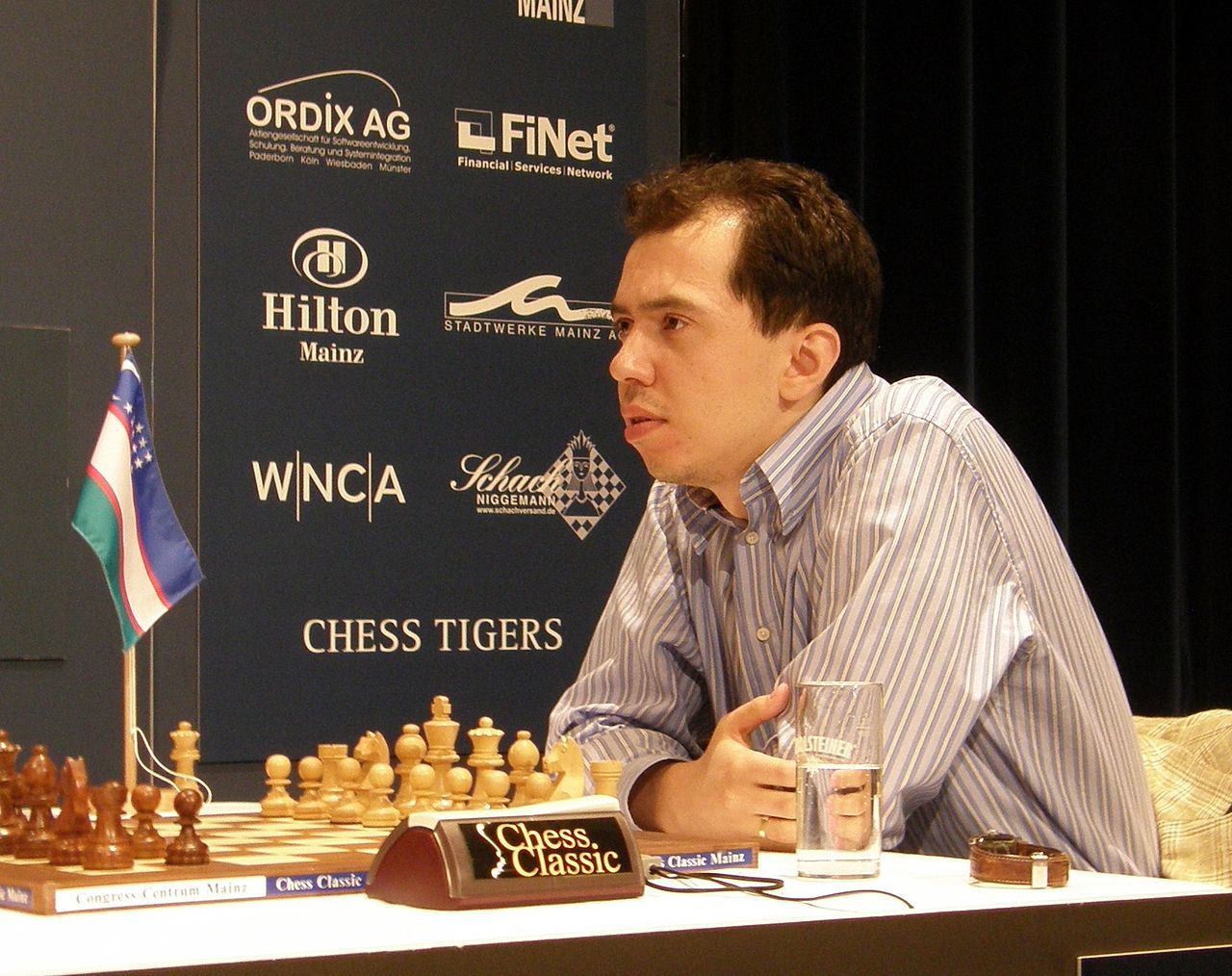 Rustam Kasimdzhanov 2004 - 2005 Campeonato del mundo de la Fide