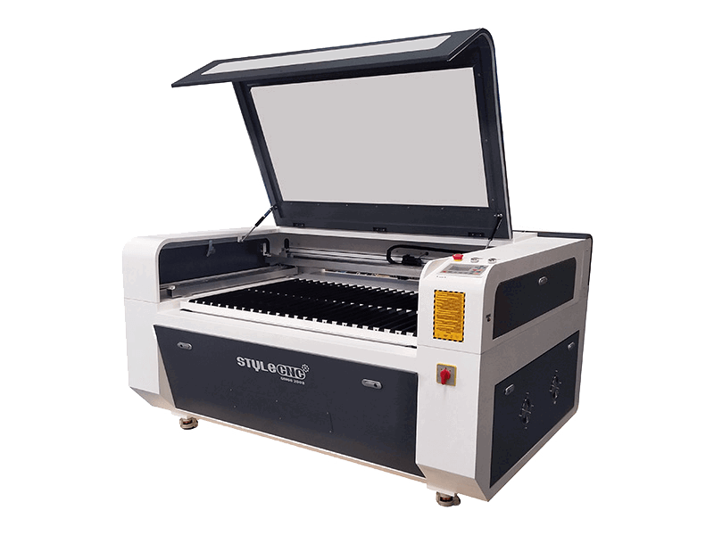 ԼԱԶԵՐԱՅԻՆ ՓՈՐԱԳՐՈՒԹՅՈՒՆ