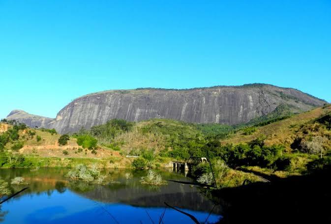 Trilha Pedra do Paraibuna