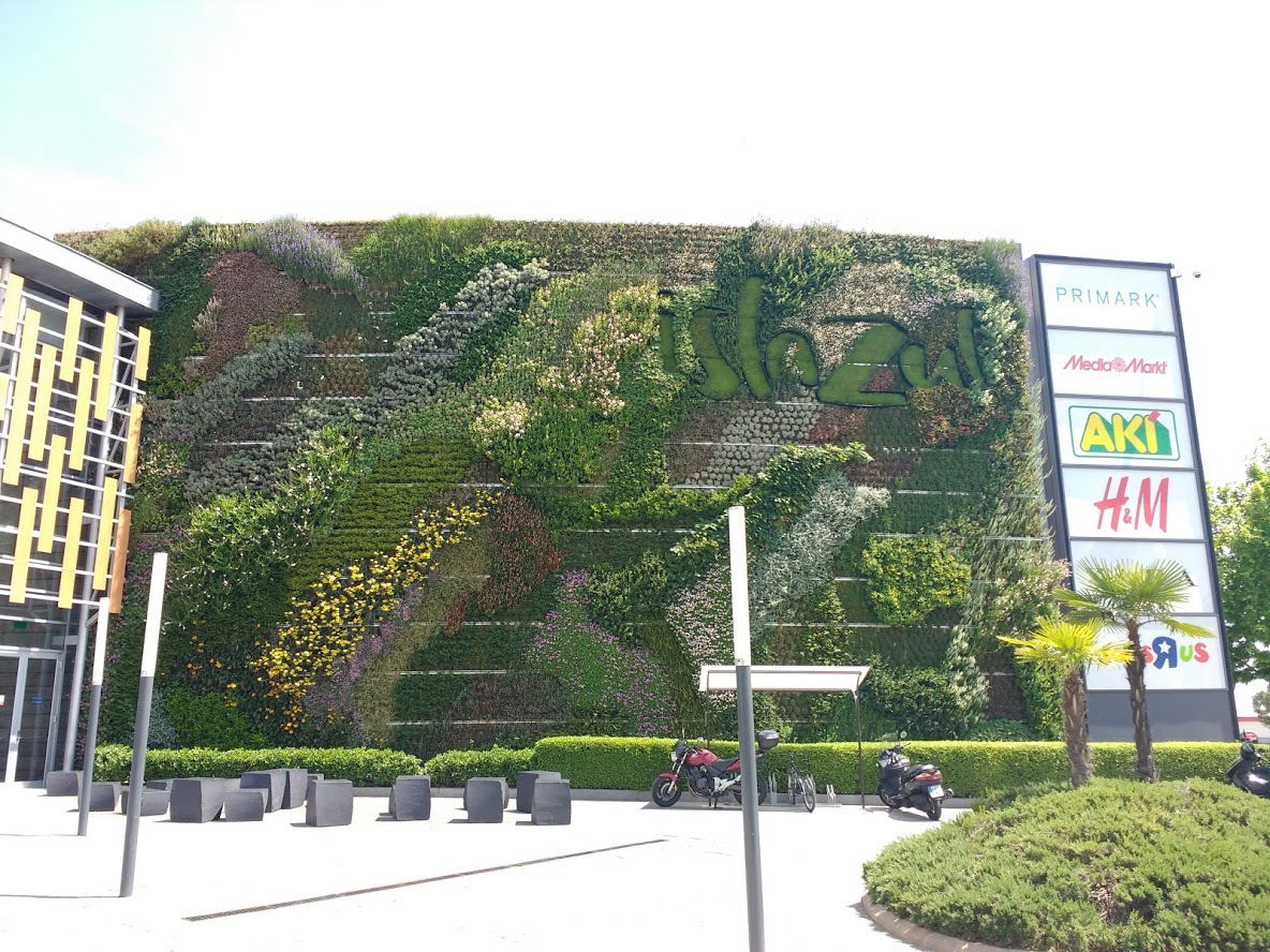 Jardín Vertical Centro Comercial Islazul, Madrid 2019