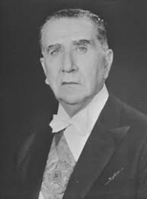 MÉDICI