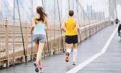 ออกกำลังกาย นอกบ้าน อาจแพร่เชื้อ โควิด-19 ได้