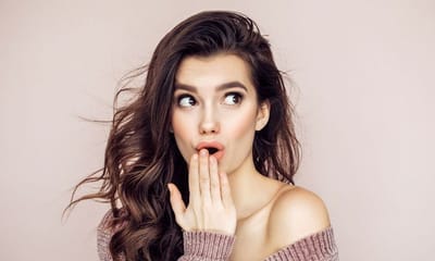 สาเหตุแปลกๆ ที่ทำให้คุณมี กลิ่นปาก