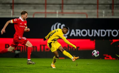 "มูโกโก" ทำสถิติใหม่! โบรุสเซีย ดอร์ทมุนด์ บุกพ่าย อูนิโอน เบอร์ลิน 1-2