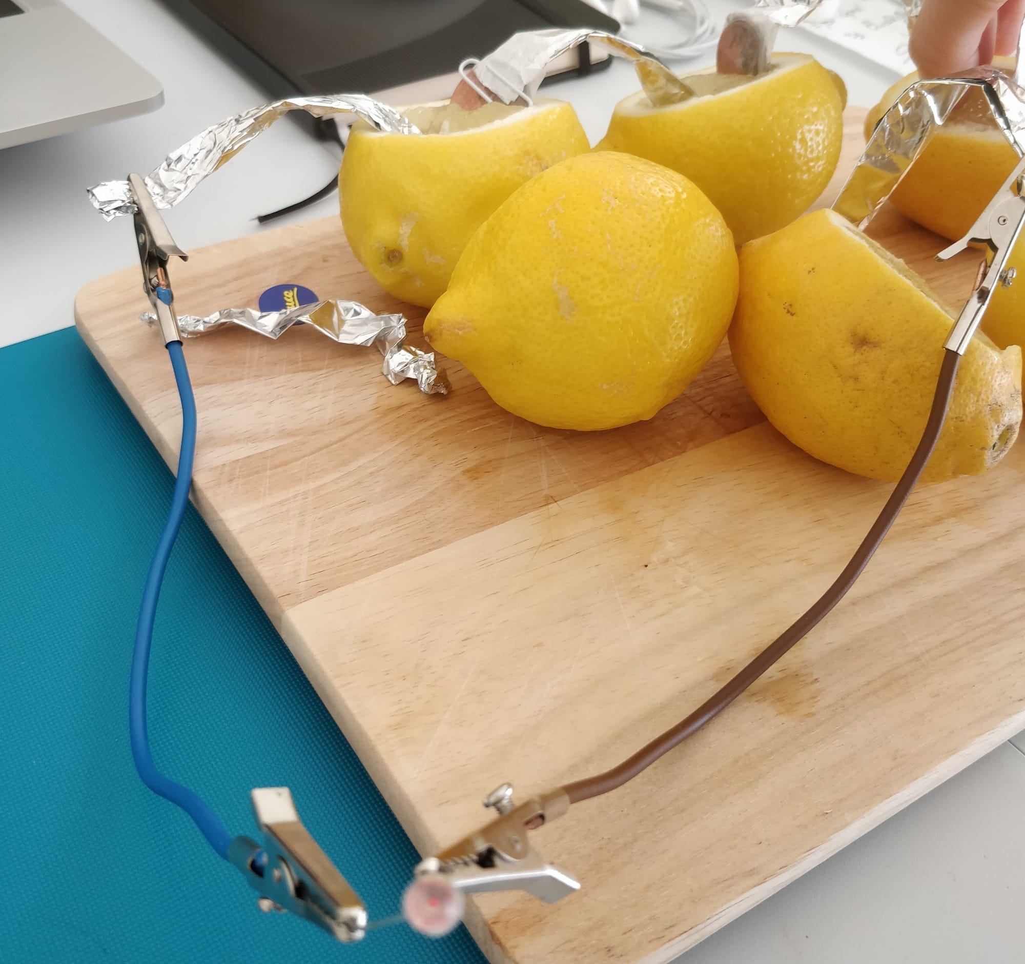 Lemon Battery