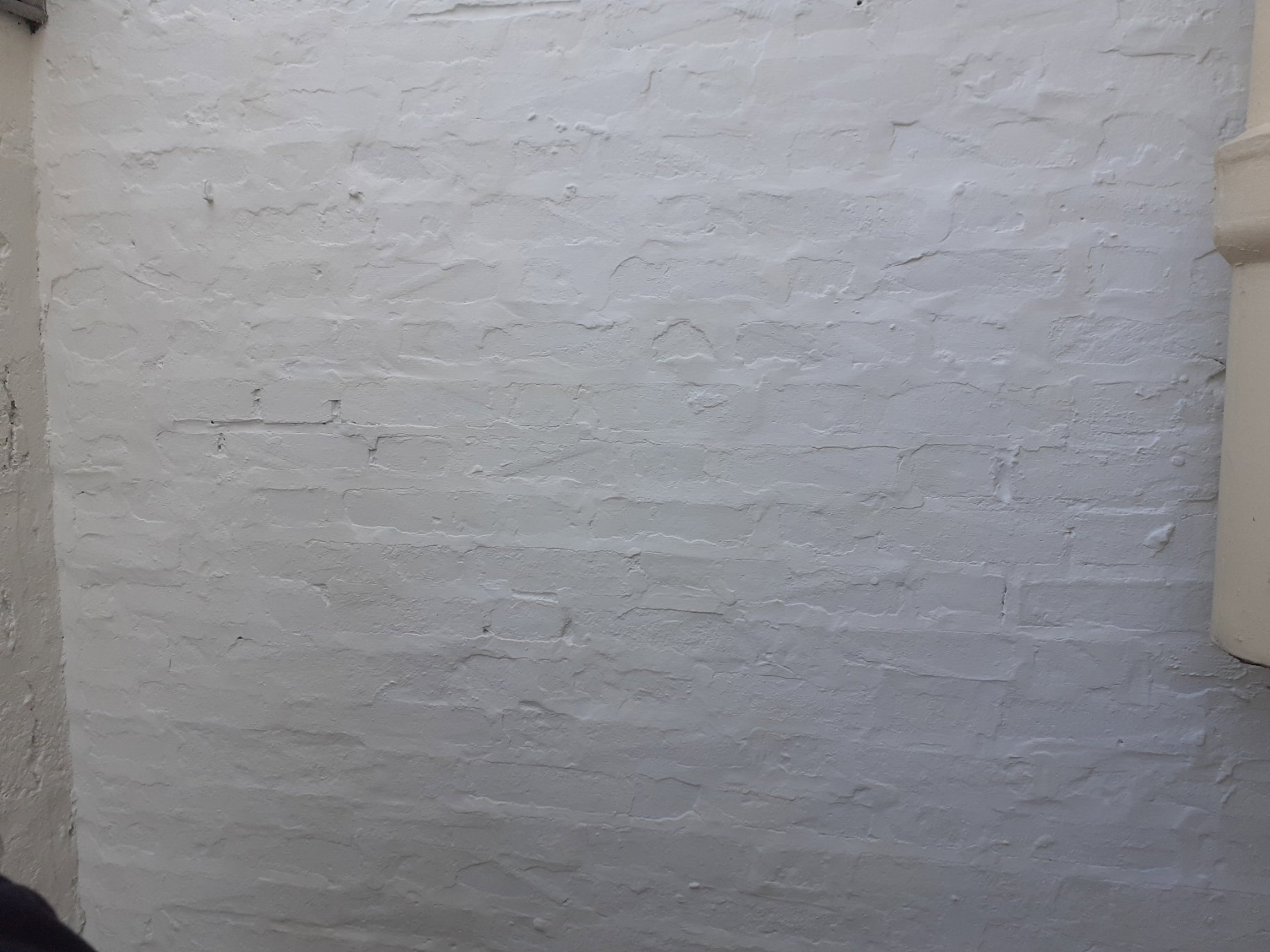 mur exterieur blanc