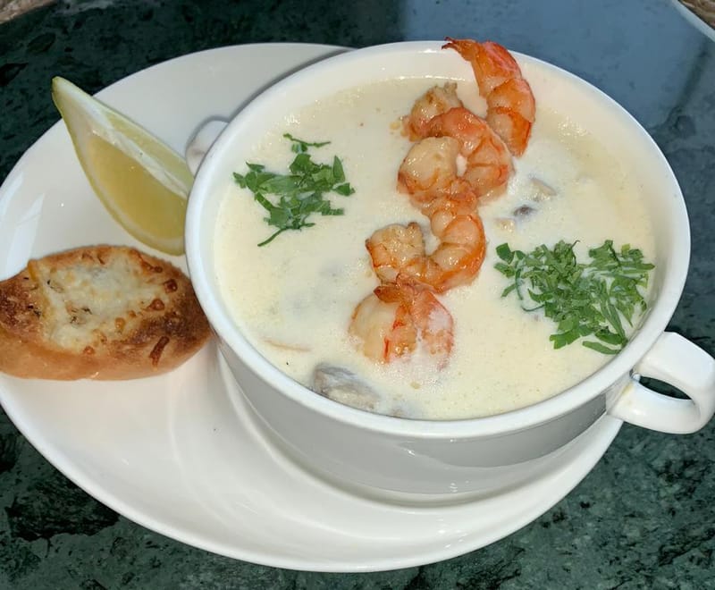 شوربة الروبيان مع الفطر -Shrimp with Mushrooms Soup