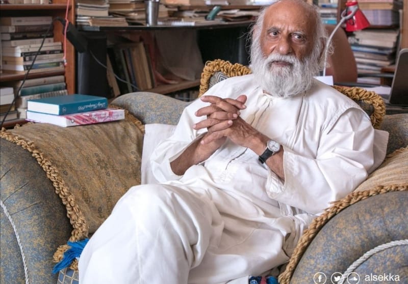 "..لا شيء يربك العقل كالخوف، لا شيء يرجّه كالغضب، لا شيء يلهيه كالهوى، لا شيء يعميه كالطمع، لا شيء يفتك به كالحسد، لا شيء يقفل عليه كالتعصب، ولا شيء يفسده كسلطة بدون مساءلة.."‏