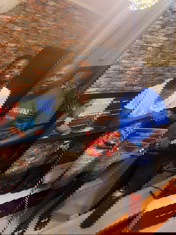 800 64faeb9f857b8