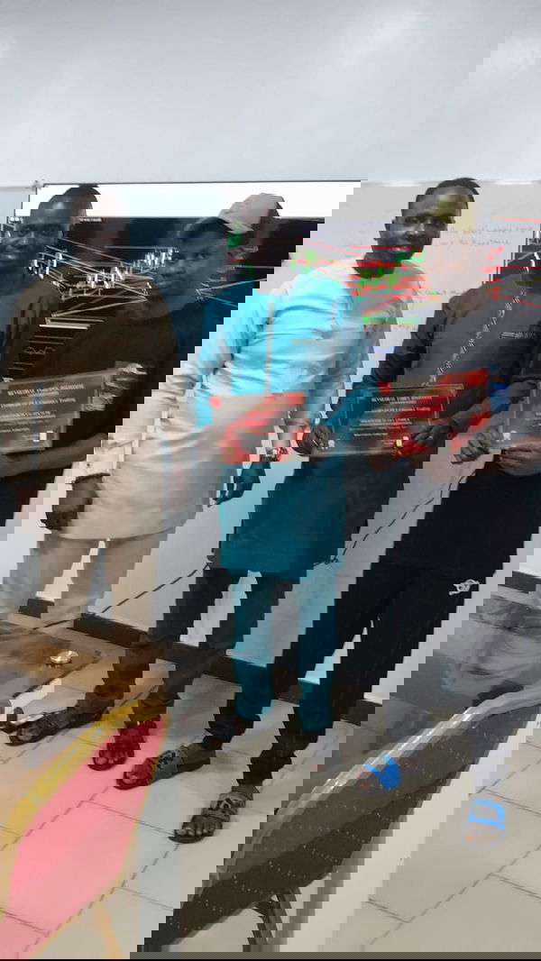 800 6588527c00386