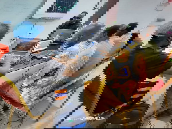 800 66631f092dd2c