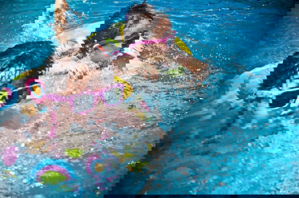 Public pool